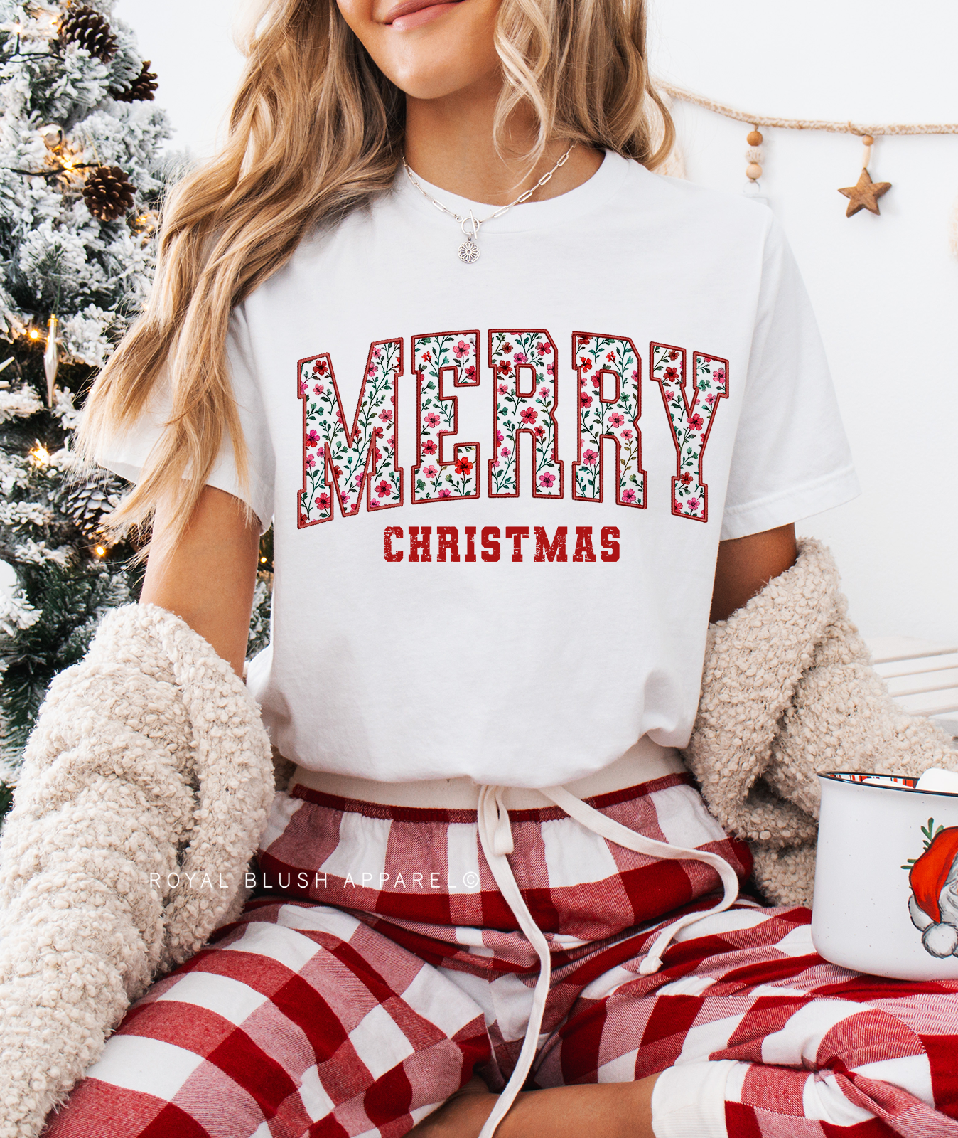 Floral Merry Christmas Relaxed Unisex T-shirt