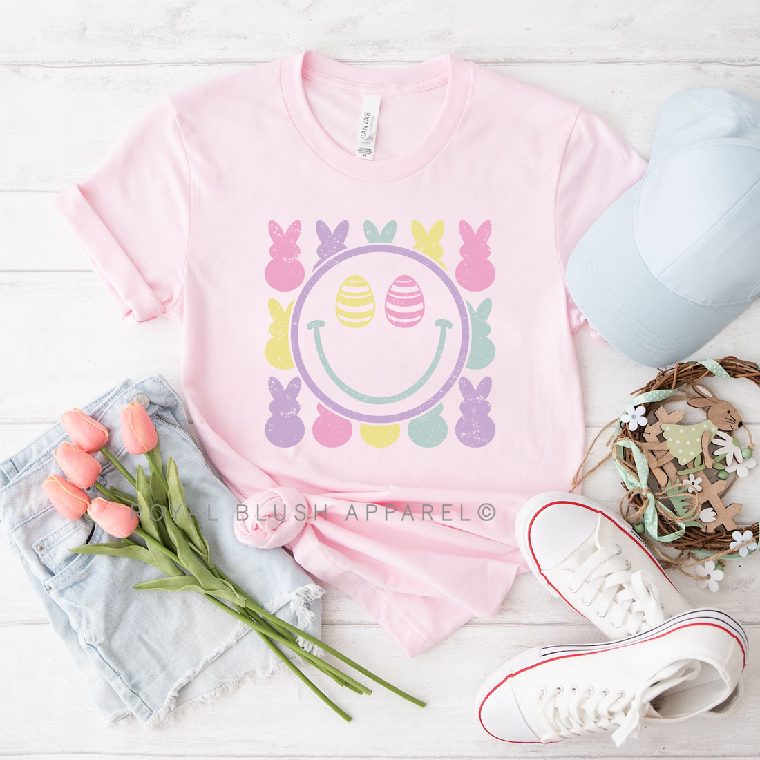 Easter Smiley Relaxed Unisex T-shirt
