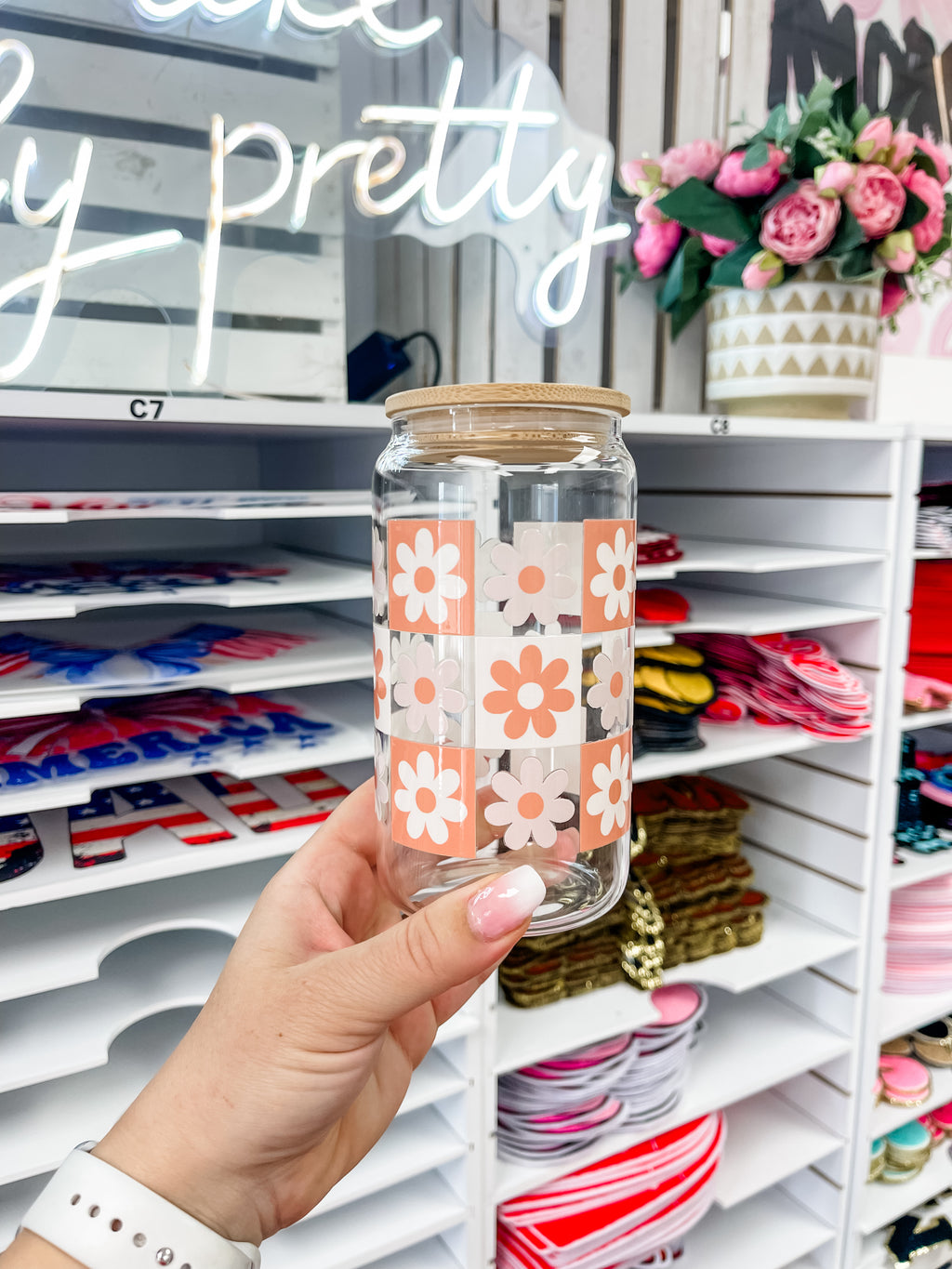 Retro Daisy glass iced coffee cup with bamboo lid and glass straw
