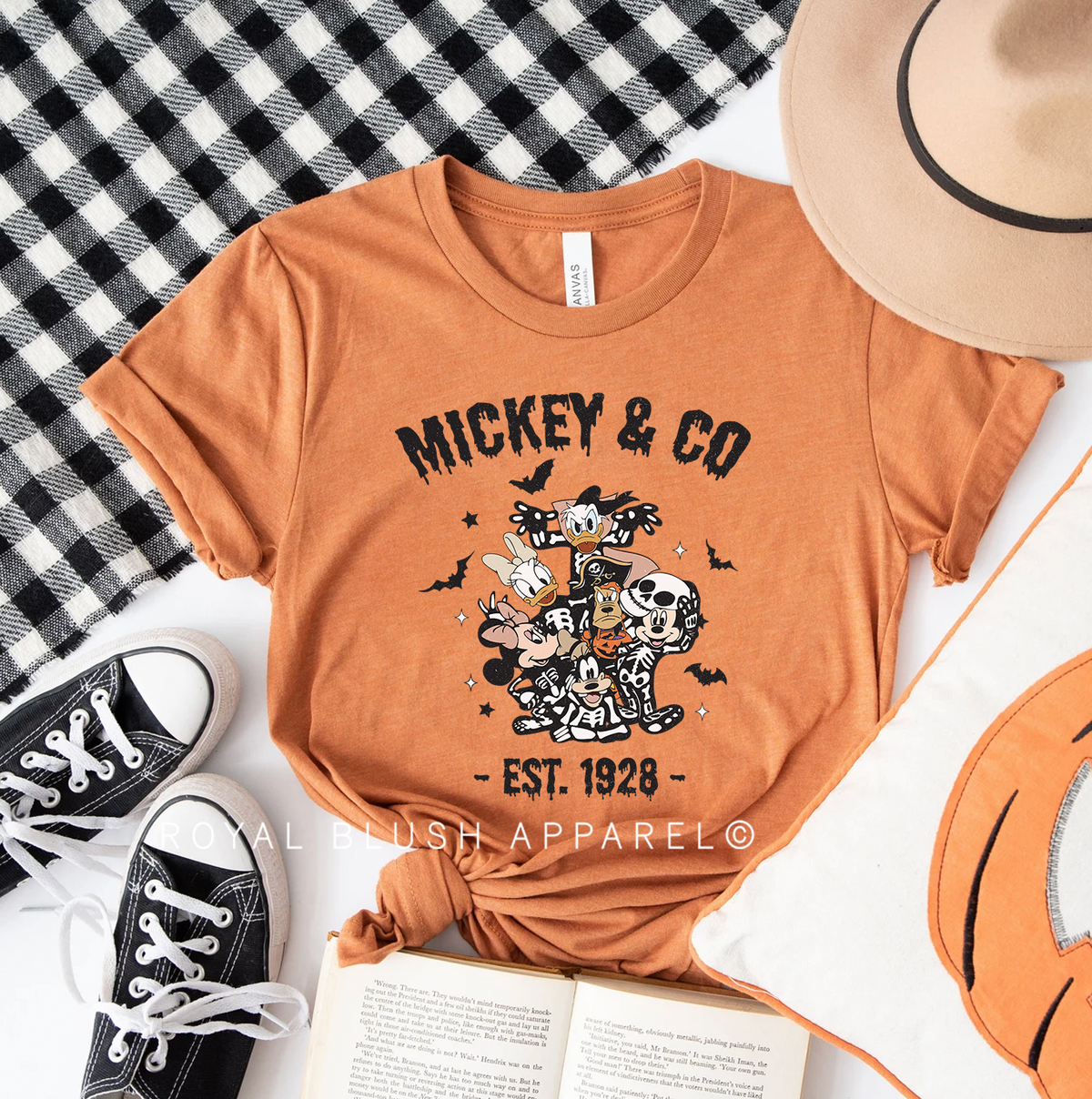 Mouse & Co graphic T-shirt mockup.